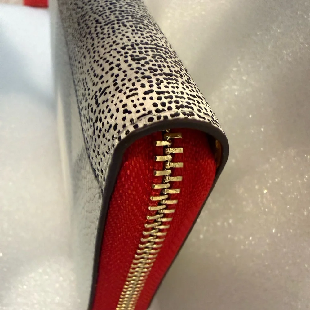 Coach x Disney x Keith Haring UFO Mickey Zip Around Accordion Wallet Wristlet - Picture 9 of 13